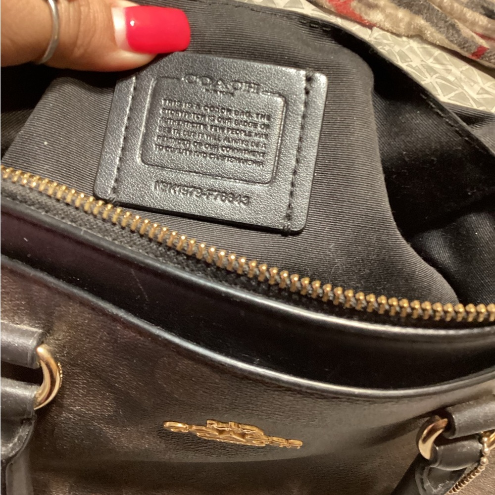 Coach purse - Picture 3 of 4